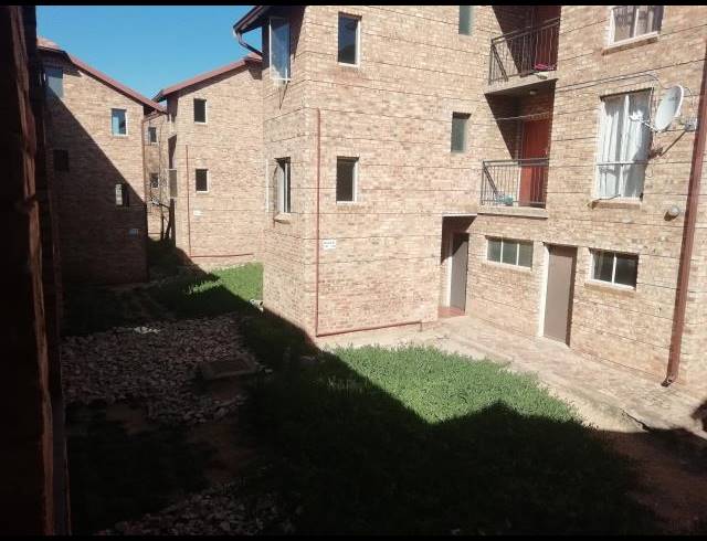 1 BEDROOM PROPERTY TO RENT IN WAPADRAND